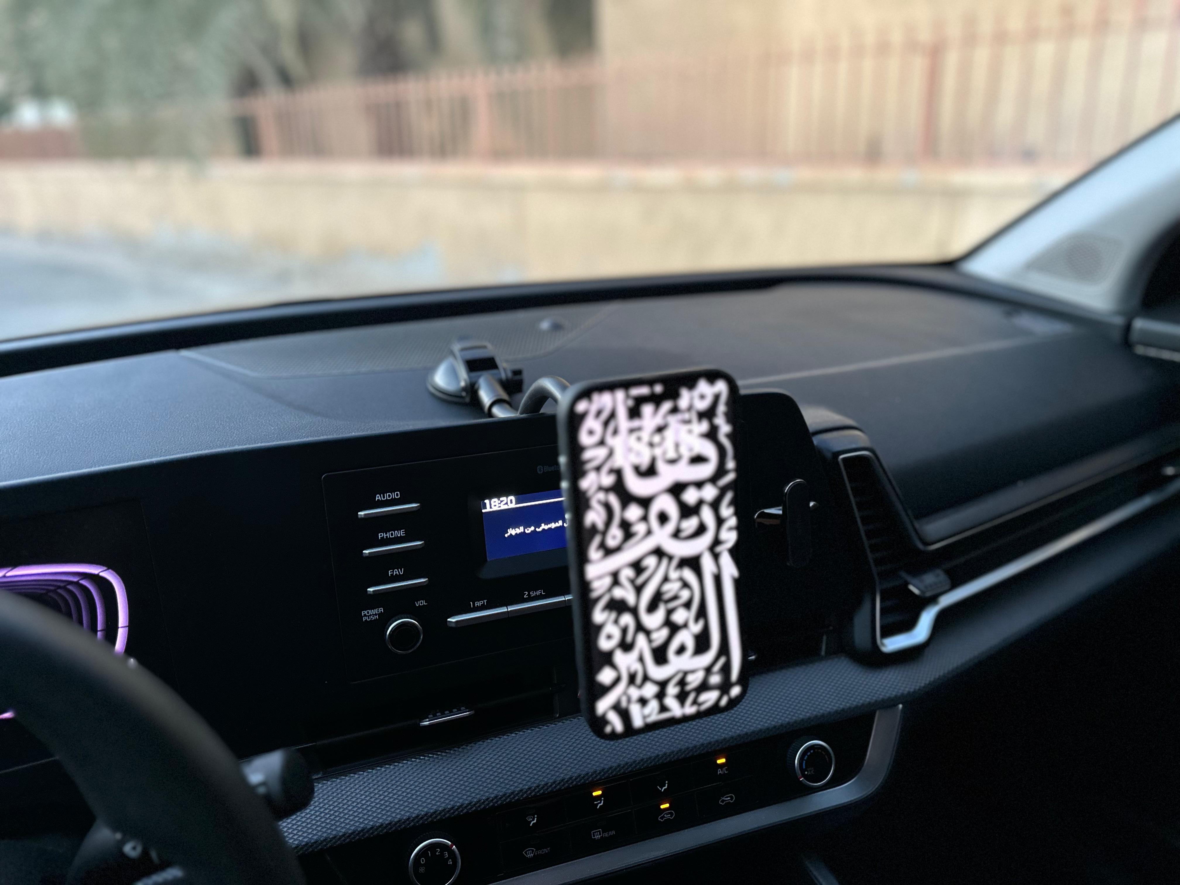 Magdrive Core شاحن سيارة مغناطيسي من LZEL مع دوران 360 درجة ومشبك بلمسة واحدة Magdrive Core شاحن سيارة مغناطيسي من LZEL مع دوران 360 درجة ومشبك بلمسة واحدة
